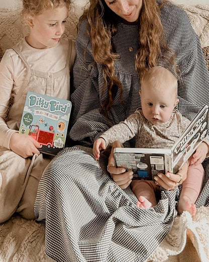 Black & White Animals | USB-C Rechargeable